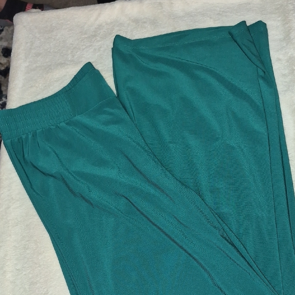IMAN Teal Lounge Set - Picture 3 of 8